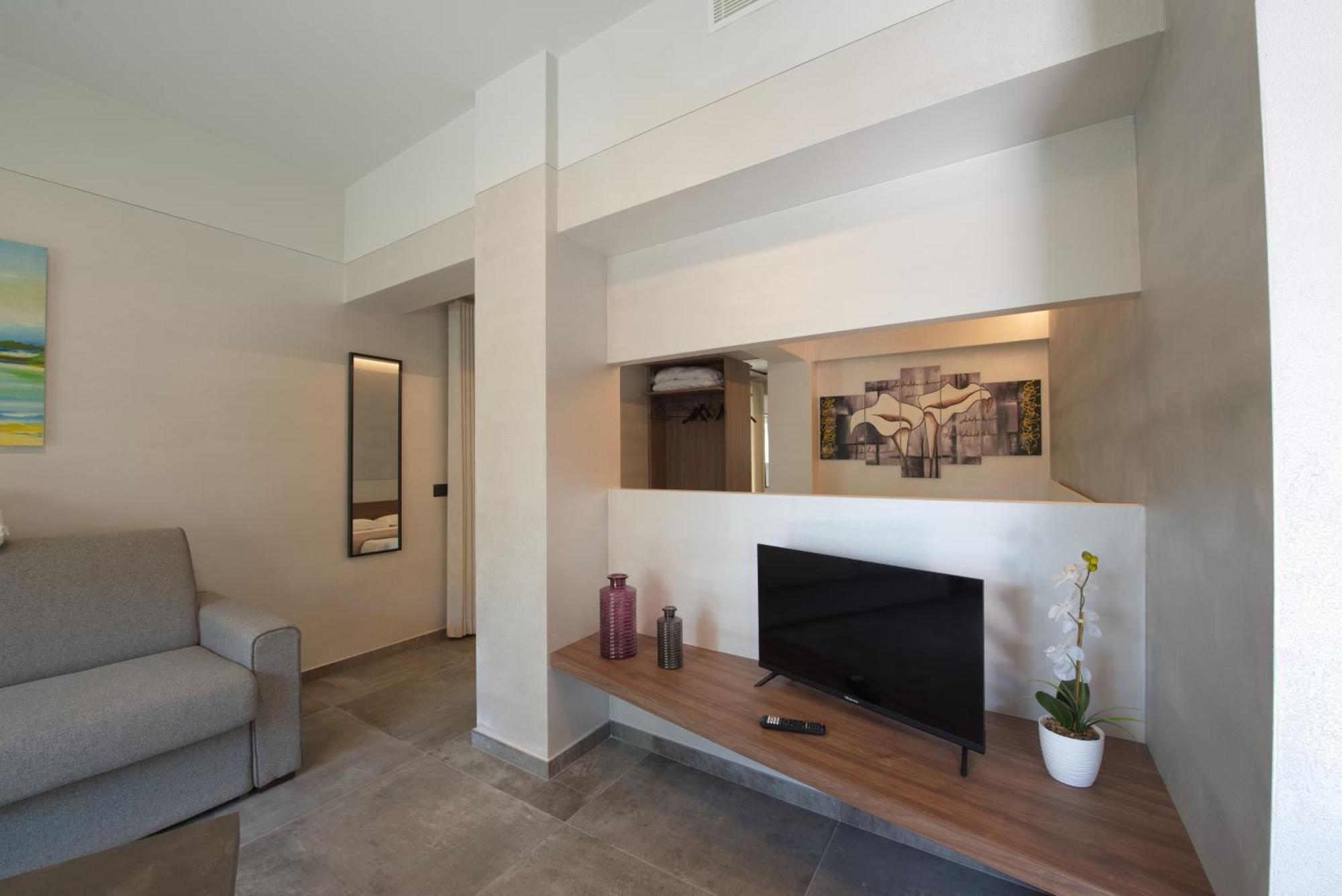 Via Goito 25 Rooms & Apartment Peschiera del Garda Exterior photo