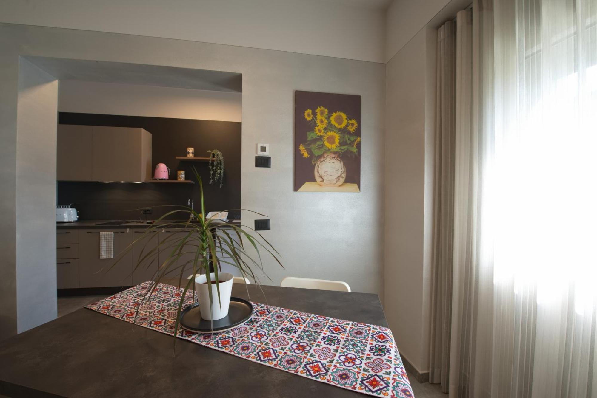 Via Goito 25 Rooms & Apartment Peschiera del Garda Exterior photo