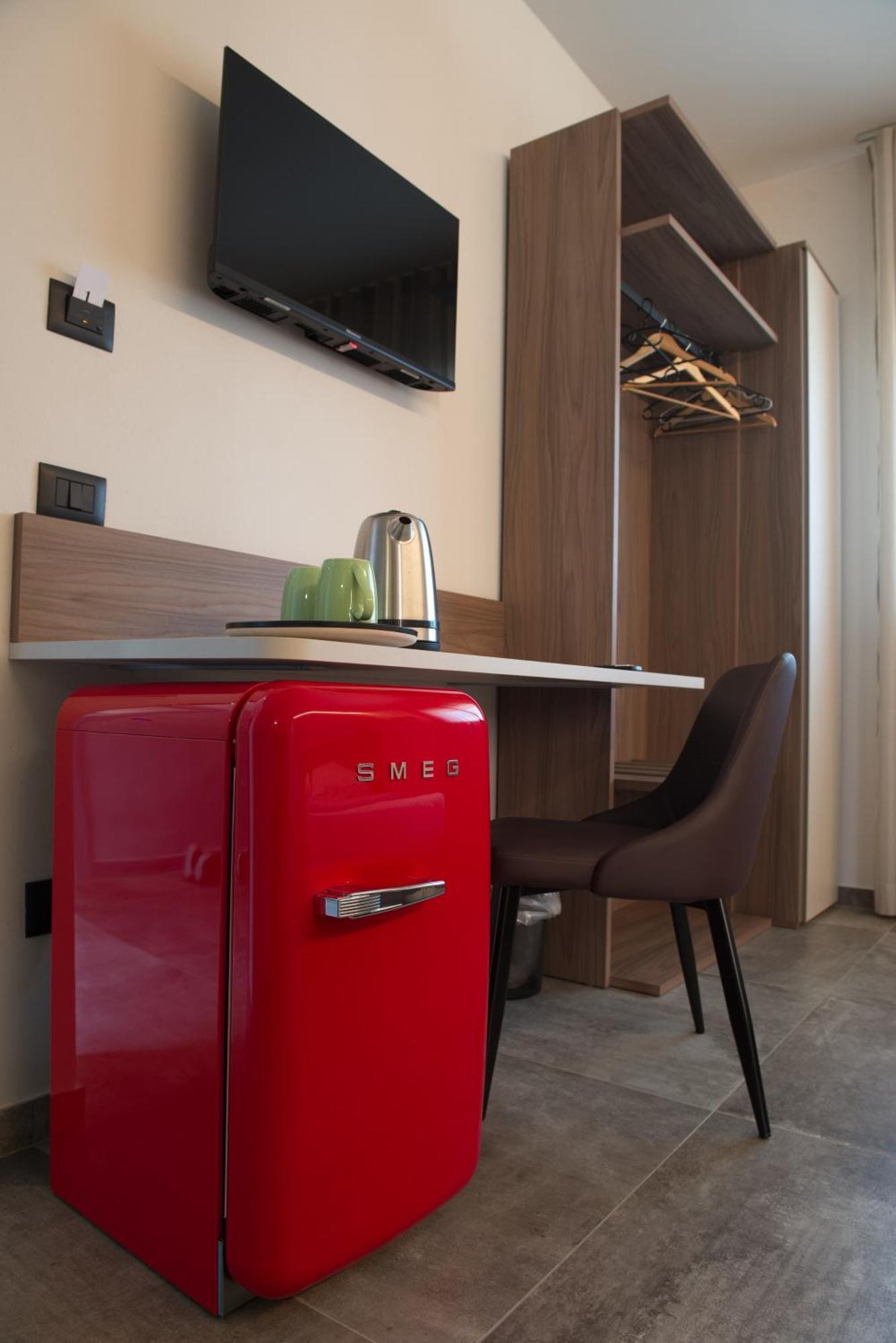 Via Goito 25 Rooms & Apartment Peschiera del Garda Exterior photo